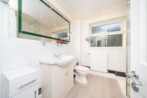 SHOWER ROOM- click for photo gallery